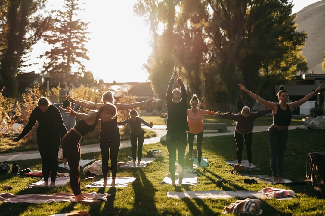 découvrez notre retraite bien-être, un sanctuaire de paix et de revitalisation. profitez de séances de yoga, de méditation et de soins spa dans un cadre enchanteur, propice à la détente et à la reconnexion avec soi-même. offrez-vous une pause pour recharger votre esprit et votre corps.