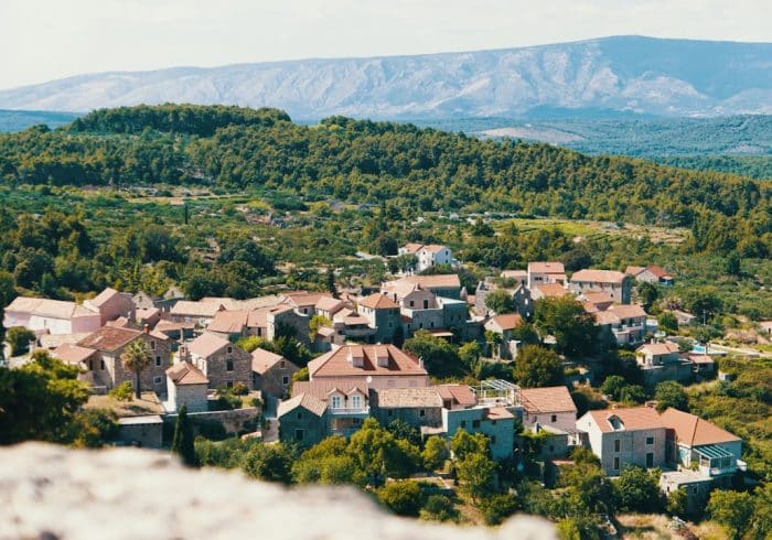 découvrez l'univers de l'habitat interchangeable : une solution innovante et flexible qui transforme vos espaces de vie. explorez les avantages, les matériaux durables et les designs adaptables pour un logement qui s'ajuste à vos besoins.