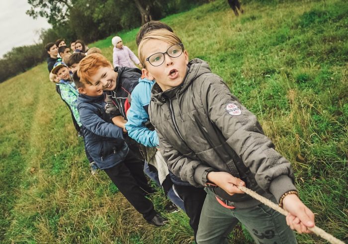 découvrez comment renforcer les liens familiaux grâce à des activités enrichissantes et des moments de partage. apprenez des astuces et conseils pour créer des souvenirs durables et favoriser une atmosphère d'amour et de soutien au sein de votre famille.