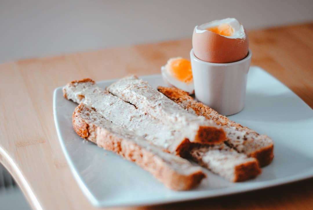 découvrez l'univers réconfortant de la comfort food : des plats savoureux et réchauffants qui éveillent les souvenirs d'enfance et apportent une dose de bien-être à chaque bouchée.